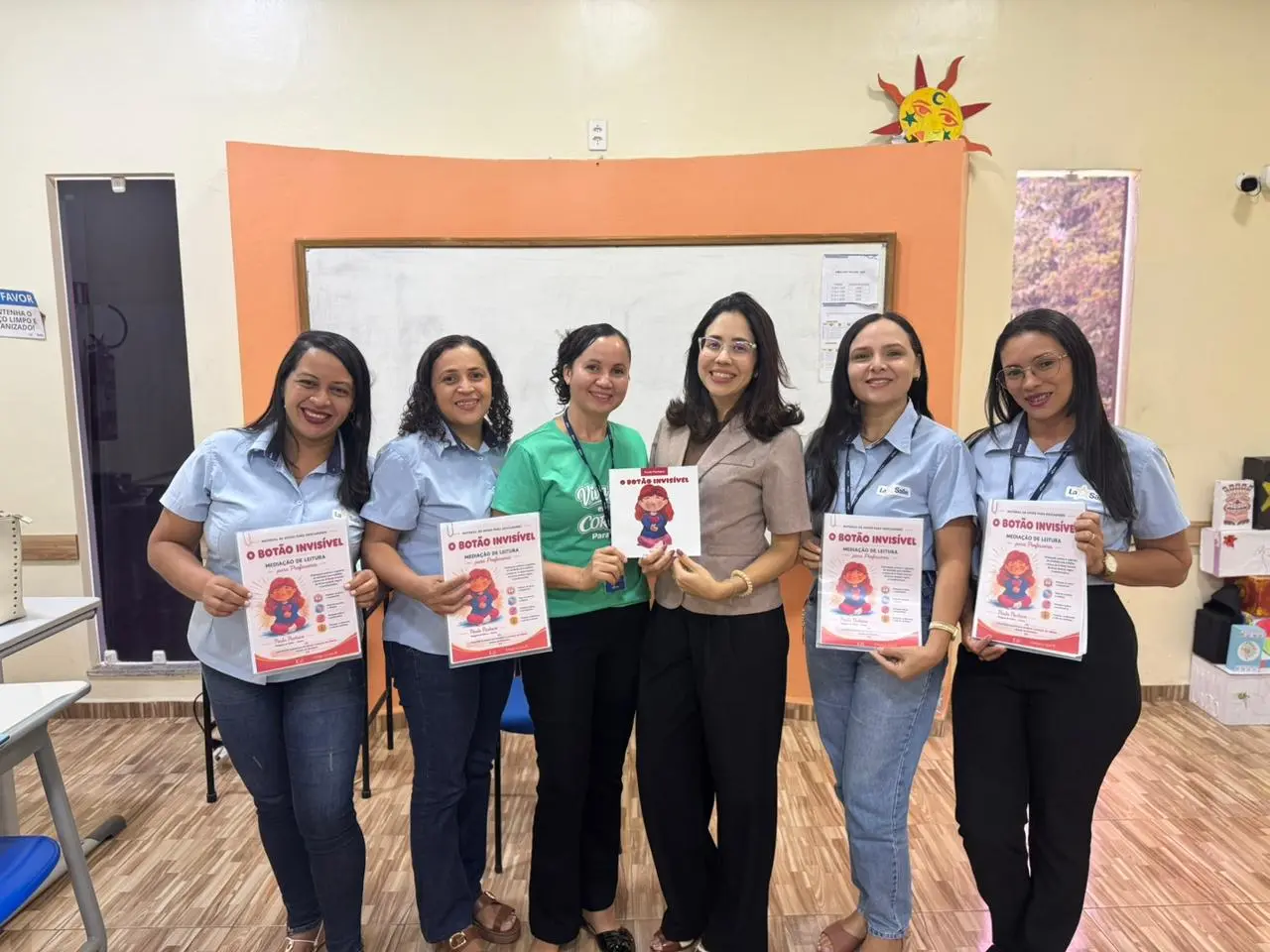 Foto da Doutora Paula com professores